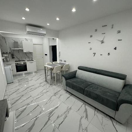 Mavy House Napoli Apartment Екстериор снимка