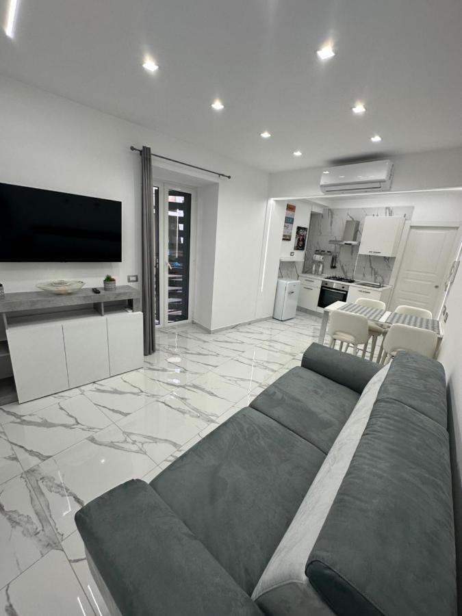 Mavy House Napoli Apartment Екстериор снимка