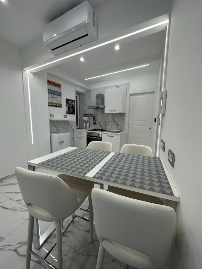 Mavy House Napoli Apartment Екстериор снимка